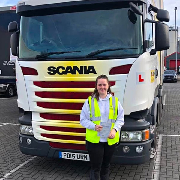 Passing lorry driver training course